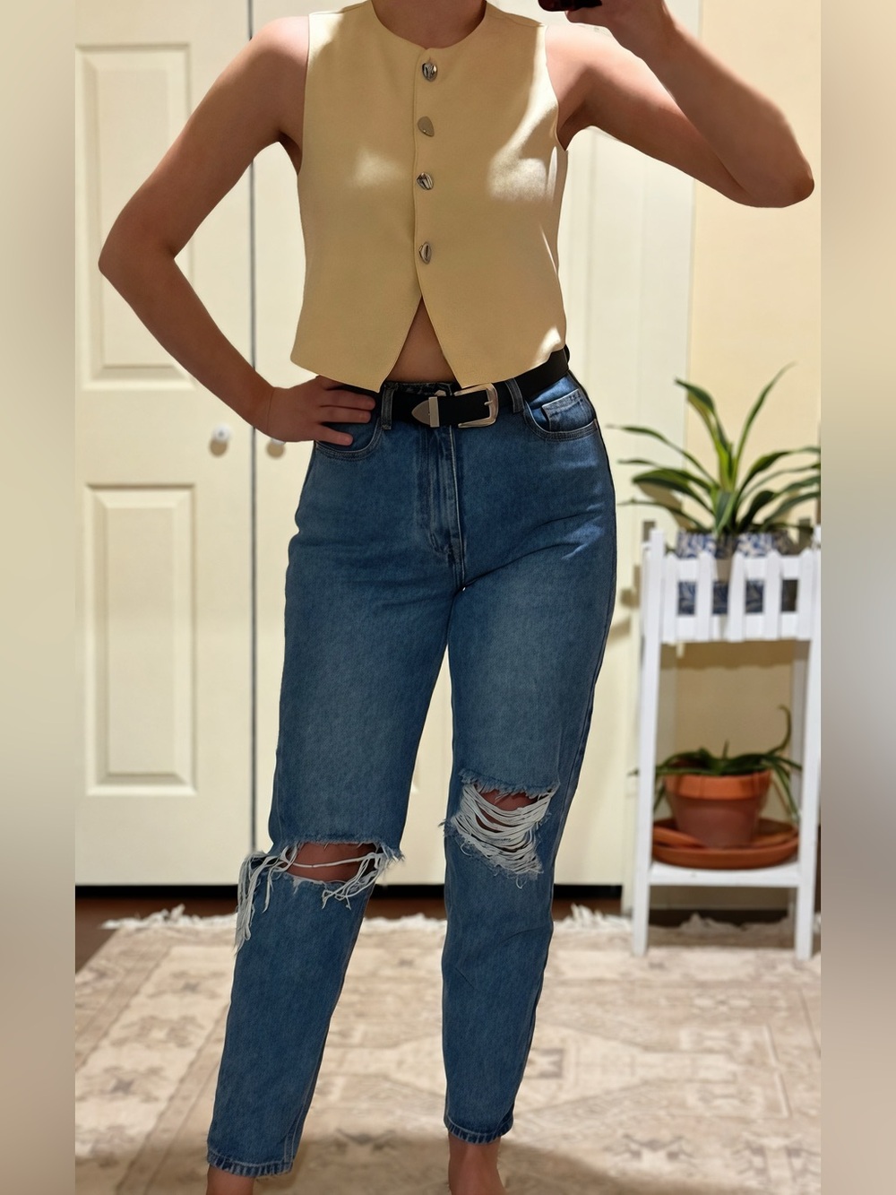 Divided Butter Yellow Minimalist Button Front Vest Top | Size M - Picture 5 of 5